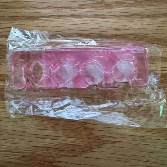 NEW - Red Aspen Mani & Pedi Prep Mask & Toe Separator Set - Picture 12 of 12